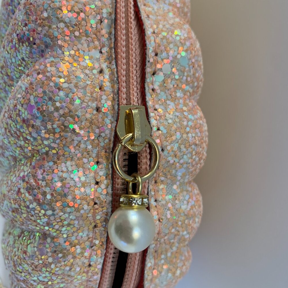Sparkle Seashell - The Glam Clam Crossbody Handbag Purse - Pink - NWT - Picture 9 of 13